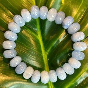 aquamarine chunky beaded bracelet